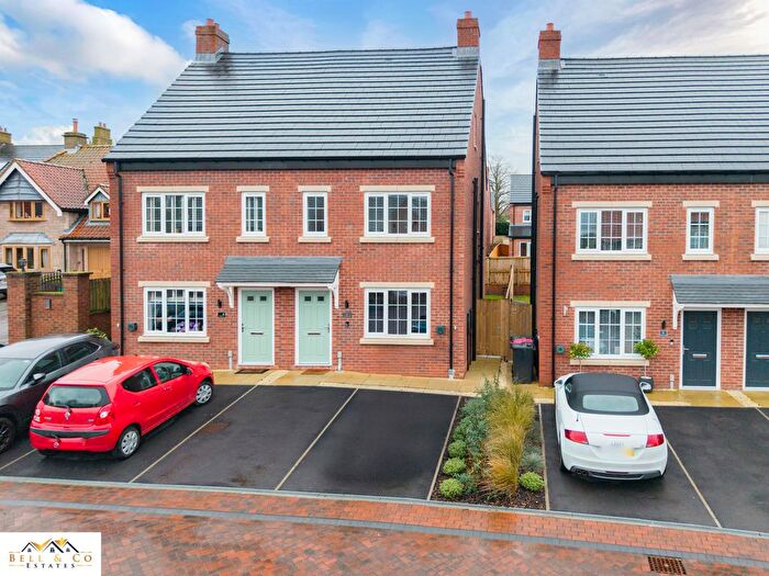 3 Bedroom Semi Detached House For Sale In De Matteis Close, Hartill, Sheffield, S26