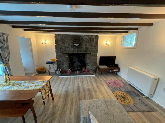 2 Bedroom Cottage For Sale In Aberarth, Aberaeron, SA46