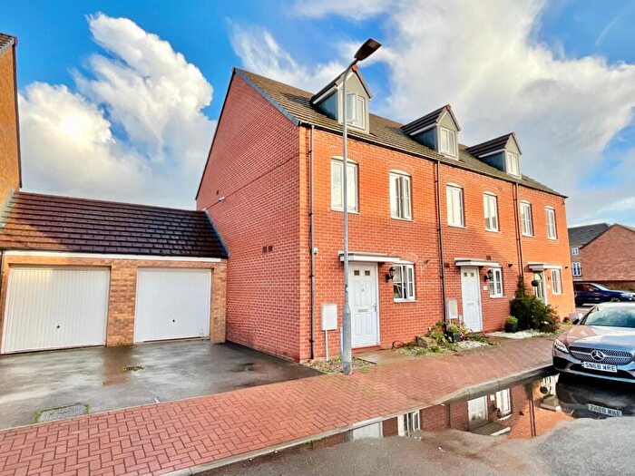 3 Bedroom Semi Detached House For Sale In Lysaght Gardens, Newport, NP19