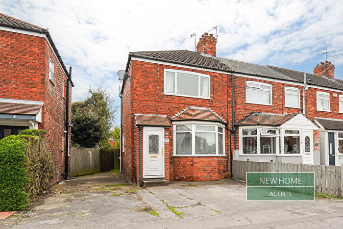 2 Bedroom End Of Terrace House For Sale In Seaton Road, Hessle, HU13