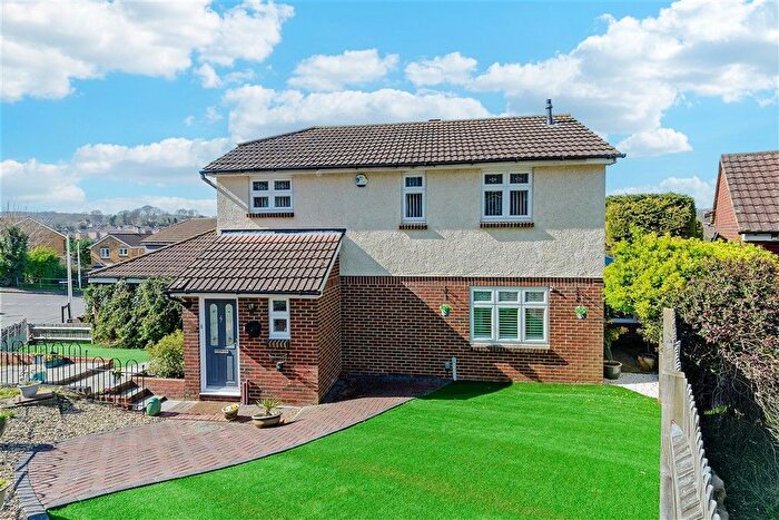 4 Bedroom Detached House For Sale In Aldington Close, Walderslade, Chatham, Kent, ME5
