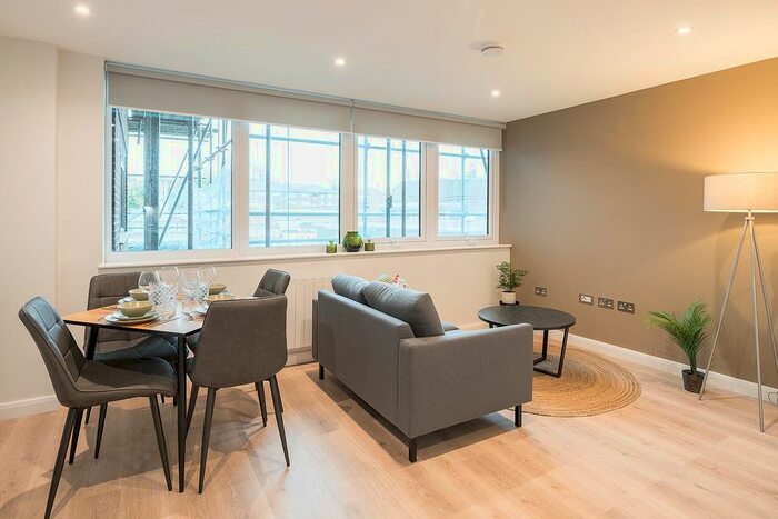 1 Bedroom Flat To Rent In Marlowes, Hemel Hempstead, HP1