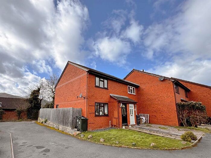 2 Bedroom End Terrace House For Sale In Seymour Court, Malvern, WR14