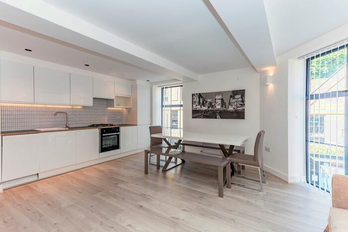 1 Bedroom Flat To Rent In New Inn Hall Street, Oxford, OX1