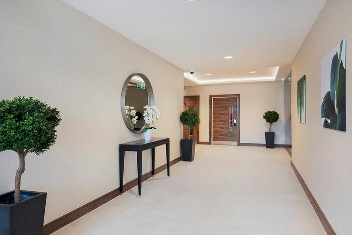 2 Bedroom Flat To Rent In Handley Drive, London SE3