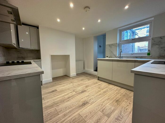 1 Bedroom Property To Rent In Albion Road, Gravesend, Kent, DA12