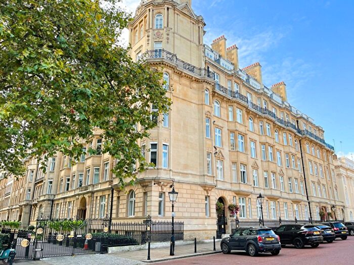 2 Bedroom Flat To Rent In Harley House, Marylebone Road, London, NW1