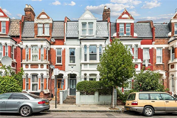 4 Bedroom Terraced House For Sale In Carysfort Road, London, N16