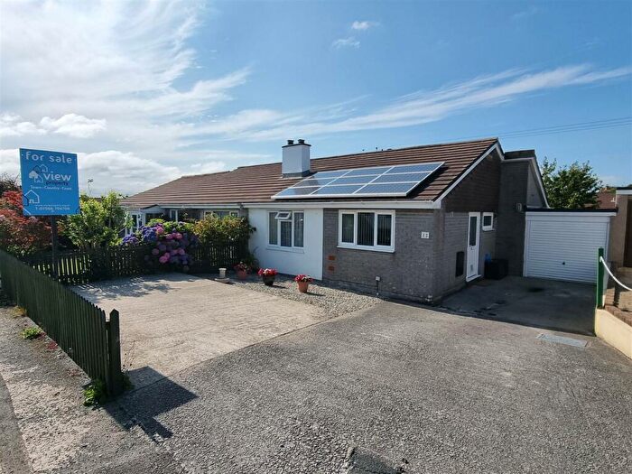 3 Bedroom Semi-Detached Bungalow For Sale In Tor View, Tregadillett, Launceston, PL15
