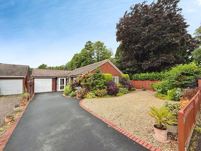 3 Bedroom Bungalow For Sale In Mallard Avenue, Kidderminster, DY10