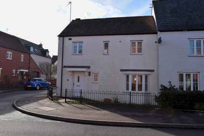 3 Bedroom End Of Terrace House To Rent In Amis Way, Trinity Mead, Stratford-upon-Avon, CV37