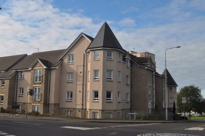 2 Bedroom Flat To Rent In Pilmuir Place, Dunfermline, KY12