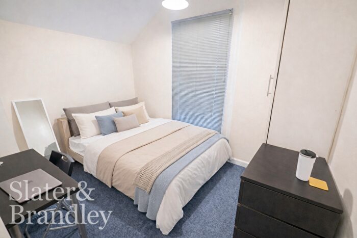 4 Bedroom Terraced House To Rent In Chaworth Road, West Bridgford, Nottingham, NG2