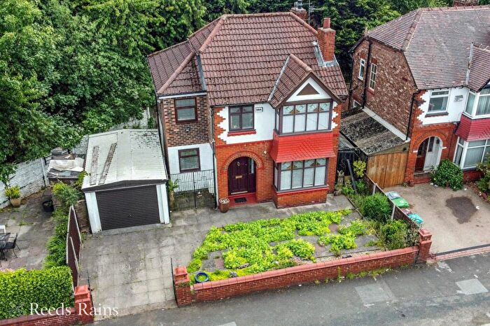 3 Bedroom Detached House For Sale In Talbot Road, Fallowfield, Manchester, Greater Manchester, M14