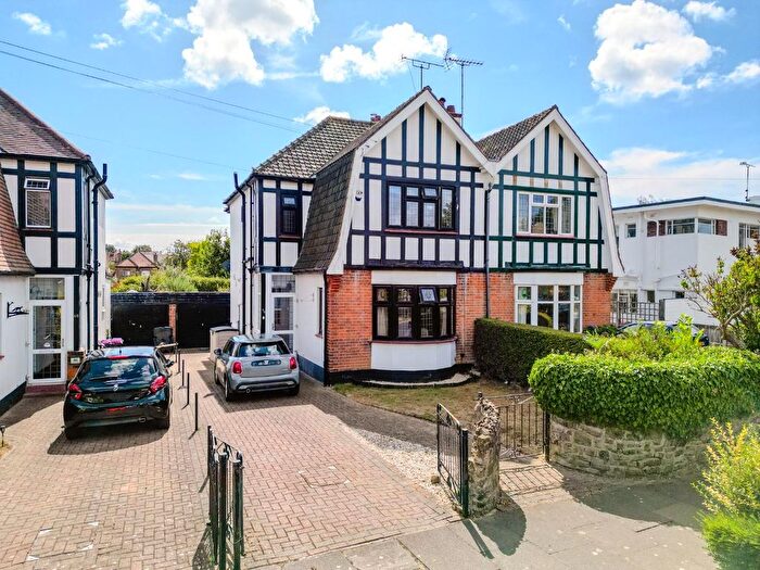 4 Bedroom Semi-Detached House For Sale In Clatterfield Gardens, Westcliff-On-Sea, SS0