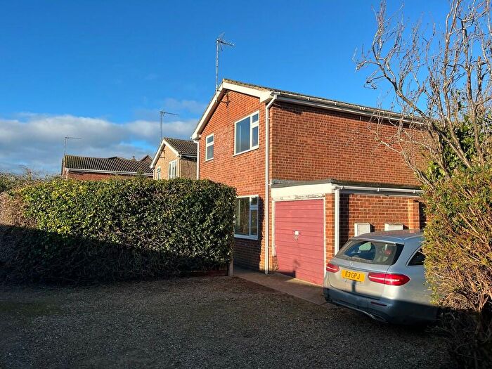 3 Bedroom Detached House For Sale In High Road, Whaplode, PE12