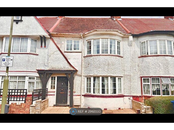 4 Bedroom Terraced House To Rent In Hampstead Gardens, London, NW11