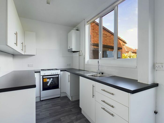 3 Bedroom Terraced House To Rent In Richmond Close, Leicester, LE2