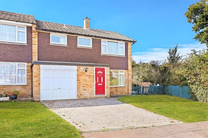 3 Bedroom End Of Terrace House For Sale In Woodland Way, Ongar, CM5