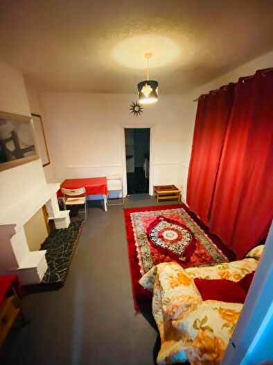 2 Bedroom Flat To Rent In Claude Road, London, E13