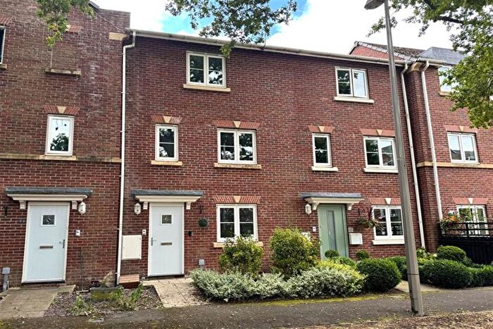 3 Bedroom Mews To Rent In Great Oak Square, Mobberley, WA16