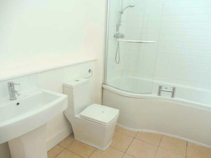 2 Bedroom Flat To Rent In Chartwell Close, Peterborough, PE2
