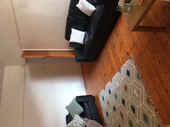 2 Bedroom Penthouse To Rent In Whitefield Terrace, NE6