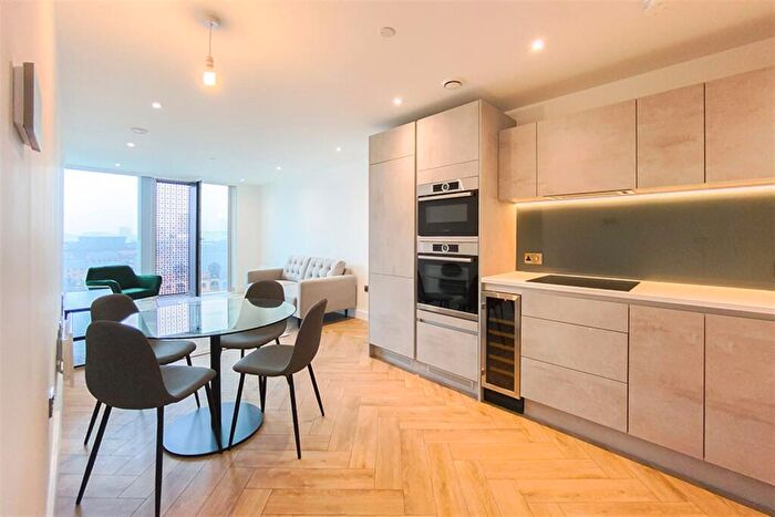 1 Bedroom Apartment To Rent In Elizabeth Tower, Crown Street, M15