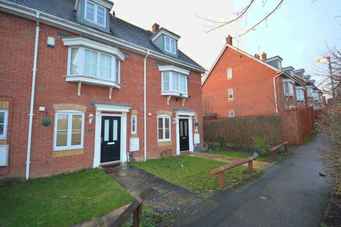 3 Bedroom House To Rent In Cowslip Close, Corby, NN18