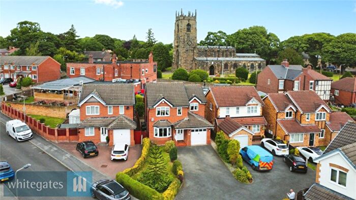 4 Bedroom Detached House For Sale In Chantry Grove, Church Street, Royston, S71