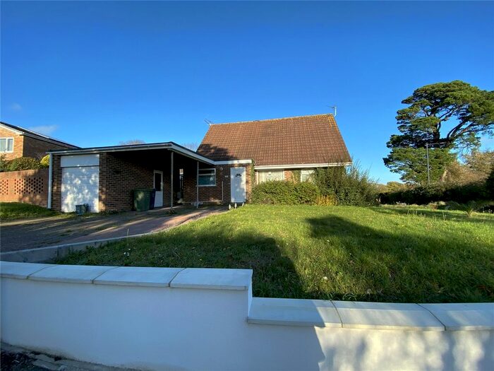 4 Bedroom Bungalow For Sale In Park View, Wootton Bridge, Ryde, Isle Of Wight, PO33