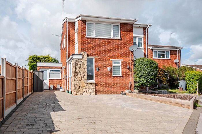 4 Bedroom Detached House For Sale In Millbank, Leighton Buzzard, Bedfordshire, LU7