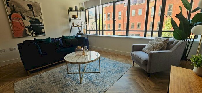 2 Bedroom Flat To Rent In Briggate, Leeds, LS1