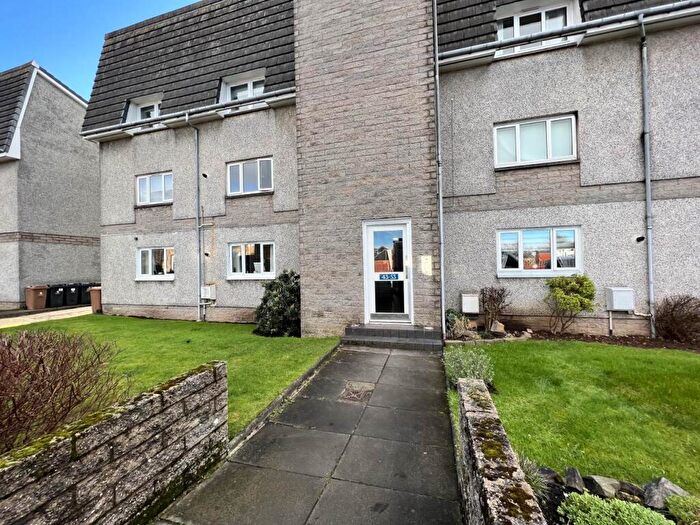 2 Bedroom Flat To Rent In Argyll Avenue, Stirling, FK8