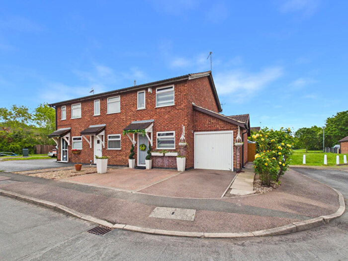 2 Bedroom Semi-Detached House For Sale In Halstock Drive, Alvaston, DE24