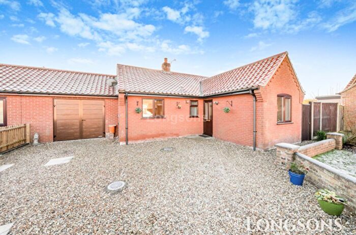 3 Bedroom Bungalow For Sale In Burrells Meadow, Beeston, PE32