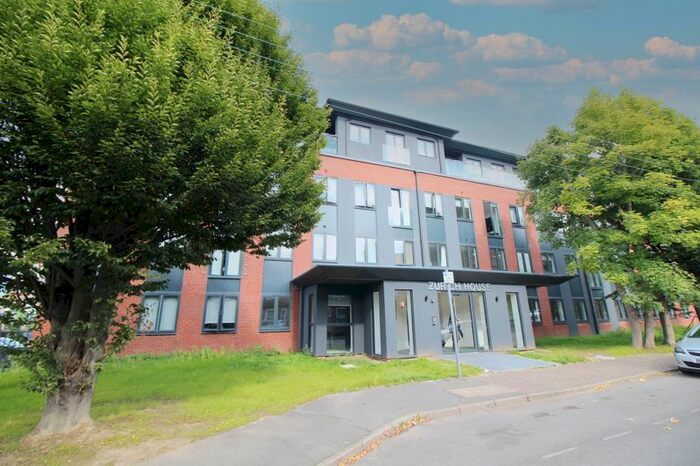 1 Bedroom Flat To Rent In The Courtyard, East Park, Crawley, RH10