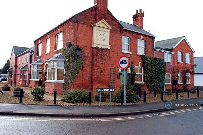 2 Bedroom Flat To Rent In Four Crosses House, Rugby, CV23