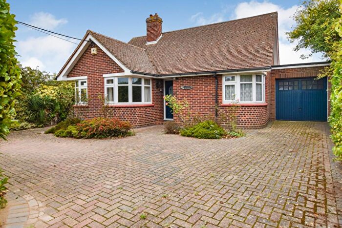 3 Bedroom Chalet For Sale In Broad Street Green Road, Heybridge, Maldon, CM9