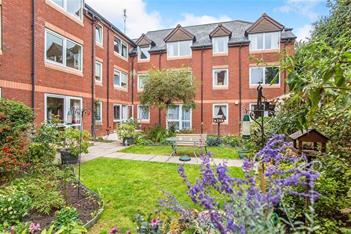 1 Bedroom Flat To Rent In Homecanton House, Wincanton, BA9