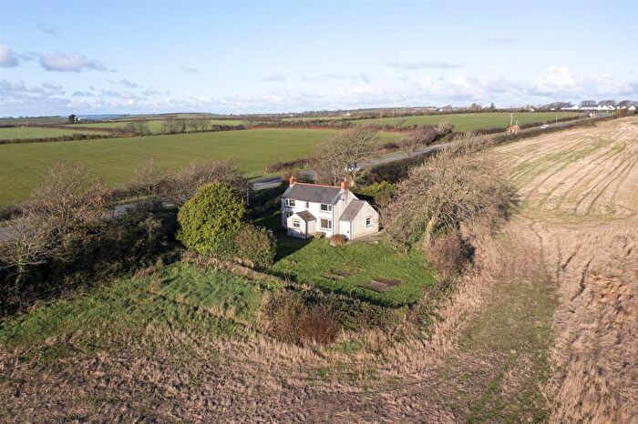 2 Bedroom Detached House For Sale In Johnston, Haverfordwest, SA62