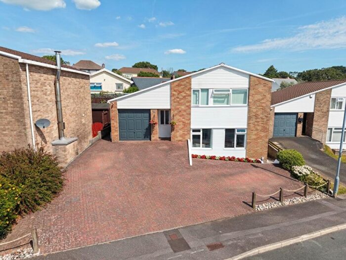 4 Bedroom Detached House For Sale In Summerhill Road, Launceston, PL15