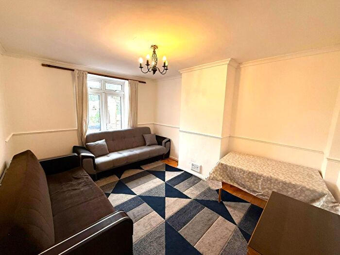 3 Bedroom Terraced House To Rent In Woodward Road, Dagenham, RM9