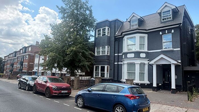 1 Bedroom Flat To Rent In Nicoll Road, Harlesden, NW10
