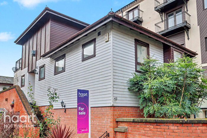 3 Bedroom Coach House For Sale In Quayside Close, Nottingham, NG2