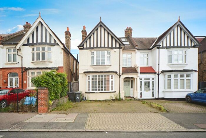 5 Bedroom Terraced House To Rent In Bellingham Road Catford, SE6