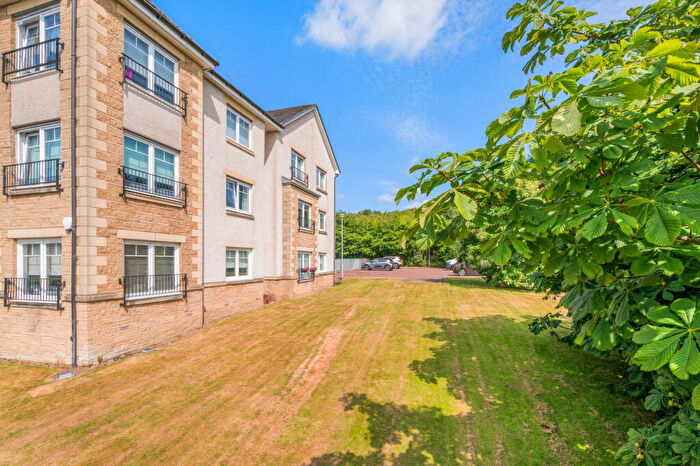 2 Bedroom Flat For Sale In Mavis Bank, Bathgate, EH48