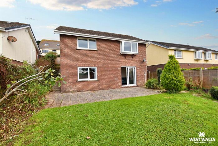 4 Bedroom Detached House For Sale In Giltar Way, Penally, Tenby, SA70