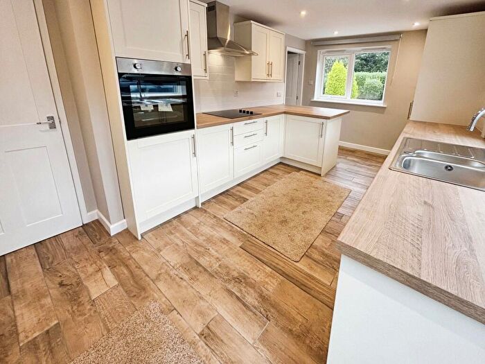 3 Bedroom Detached Bungalow For Sale In High Street, Brant Broughton, LN5