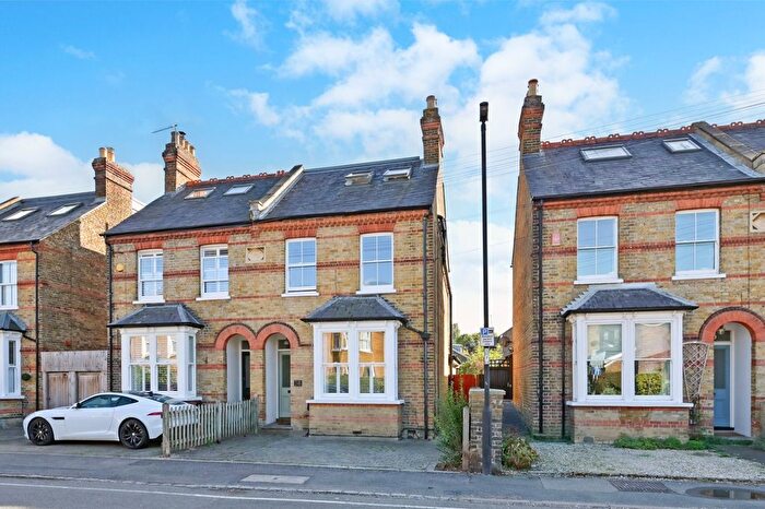 4 Bedroom Semi-Detached House For Sale In Bolton Road, Windsor, Berkshire, SL4